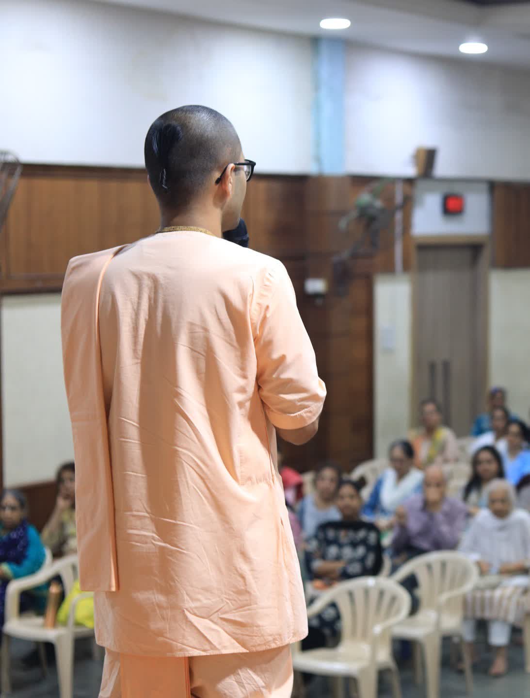 Powai Bhagavad-gita Session