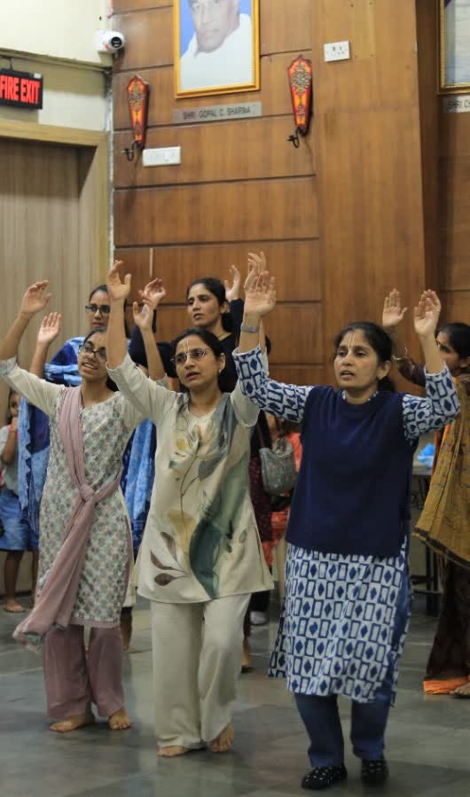 Powai Bhagavad-gita Session