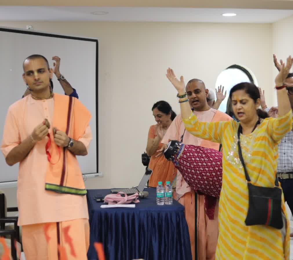 CuffeParade Bhagavad-gita Session